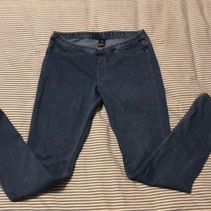 HUE light wash jeggings